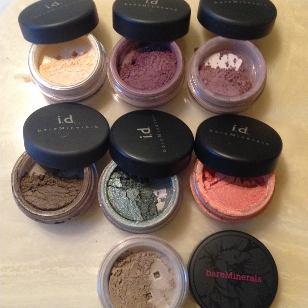 Bare Minerals lot of 7 Eyeshadows.